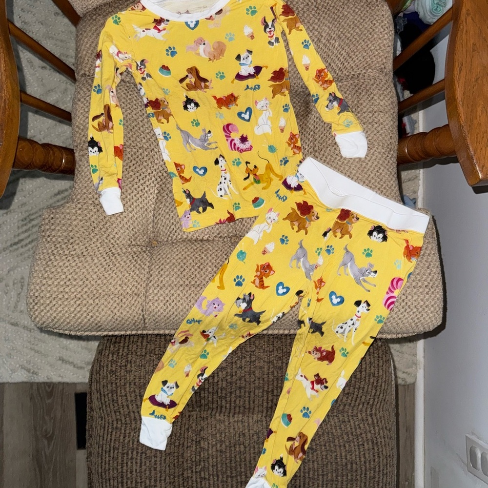Disney pets 2t little sleepies